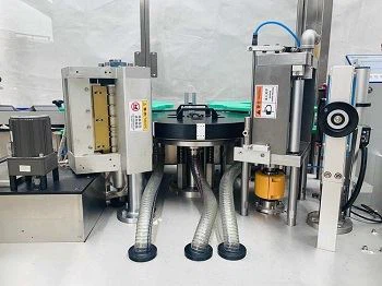heat shrink labeling machine